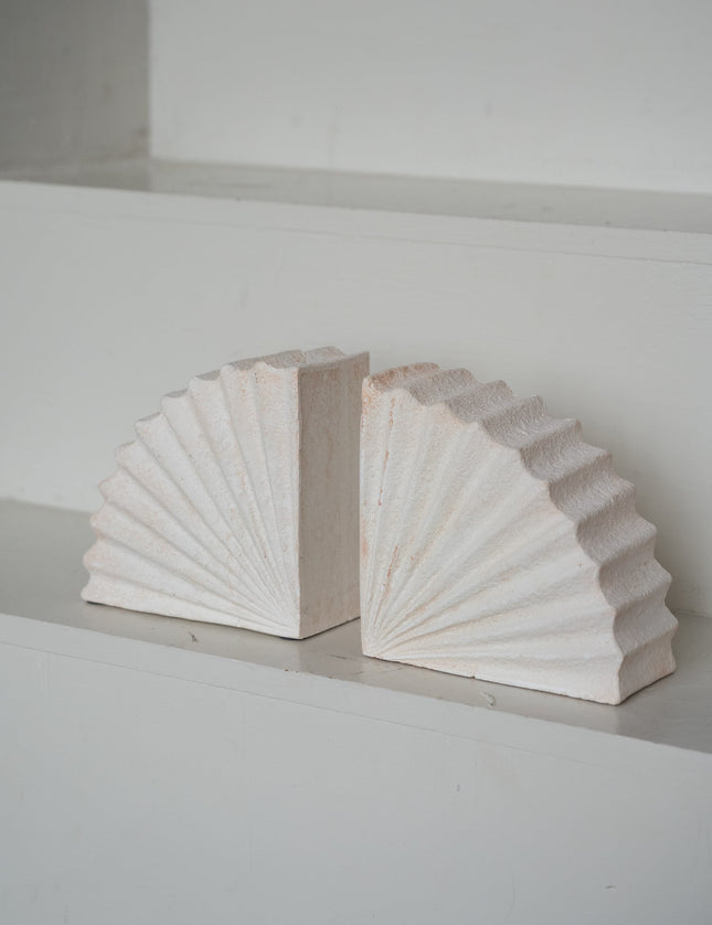 Bookstand Shell Cement - Things I Like Things I Love