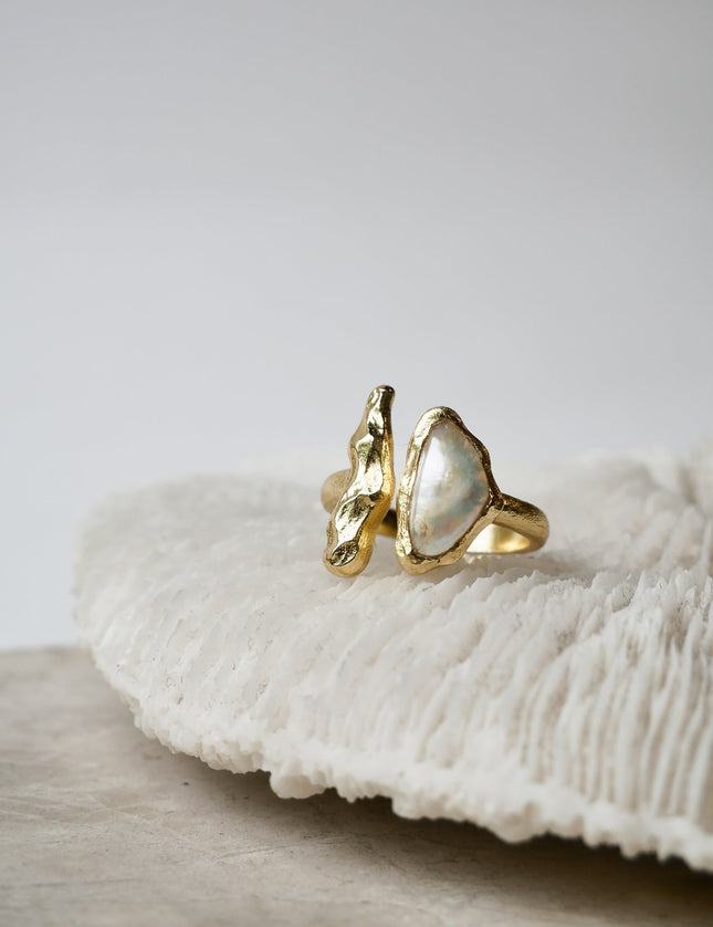 Ring Noah Pearl Gold One Size - Things I Like Things I Love