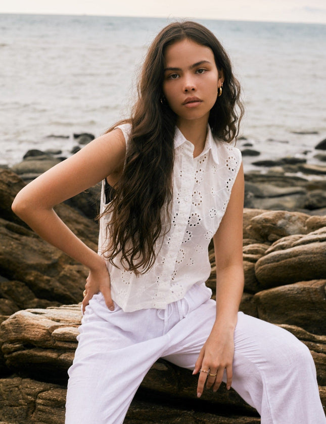 TILTIL Lumi Blouse Top White Flower - Things I Like Things I Love