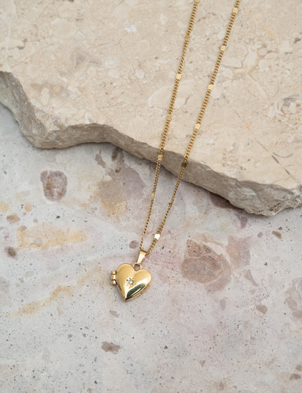 Necklace Heart Medaillon Macy - Things I Like Things I Love