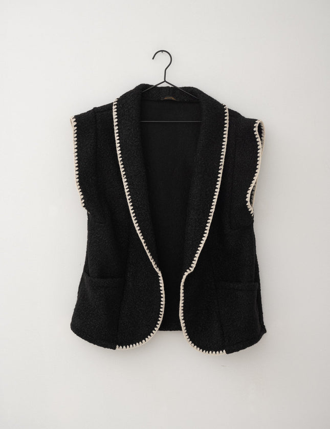 TILTIL Mila Teddy Gilet Black Detail - Things I Like Things I Love